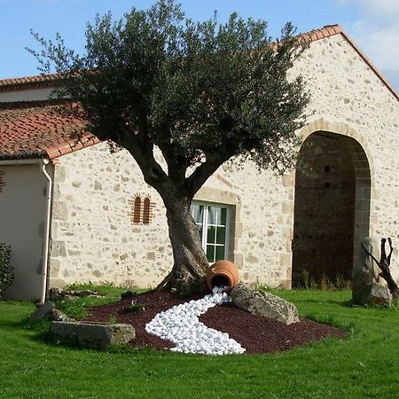 La Minaudiere Nueil-sous-les-Aubiers Exterior photo
